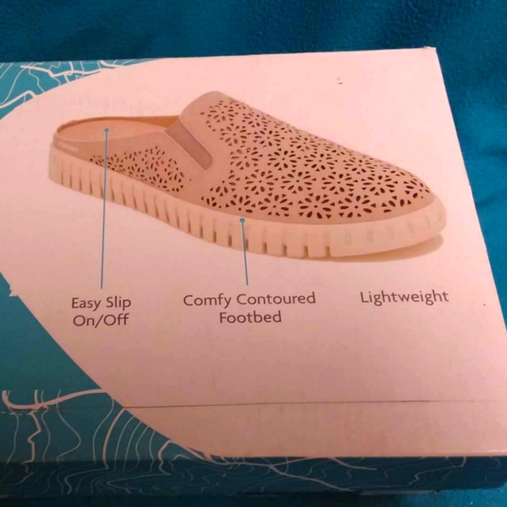Slip on shoes
